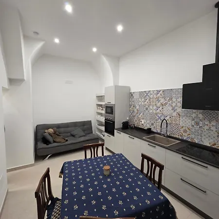 La Casa Di Donato Mola di Bari